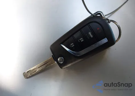 2020 Toyota Corolla Le from USA, damaged, VIN JTDEPRAEXLJ025549